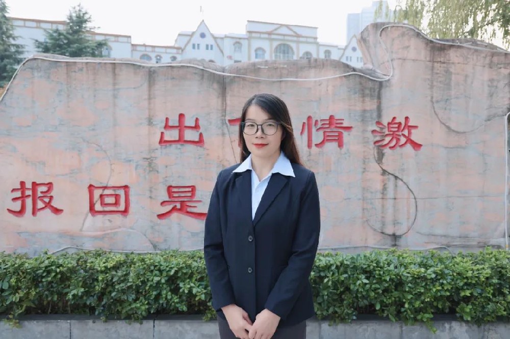 西安太白学校感恩有您，以爱守护！今天，爱要大声说出来！