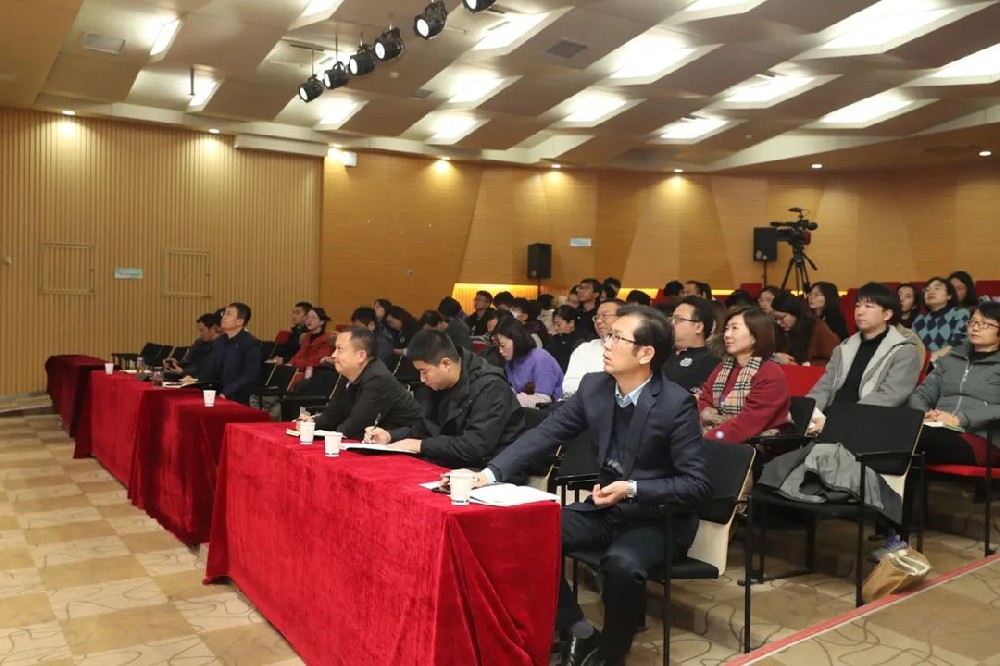 交流借鉴 提升效能｜西安交通大学附属中学召开阶段性班主任工作会